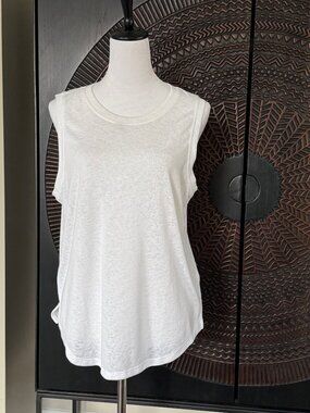 Athleta Breezy Tank – White – Petite Large – Lightweight Linen Feel
